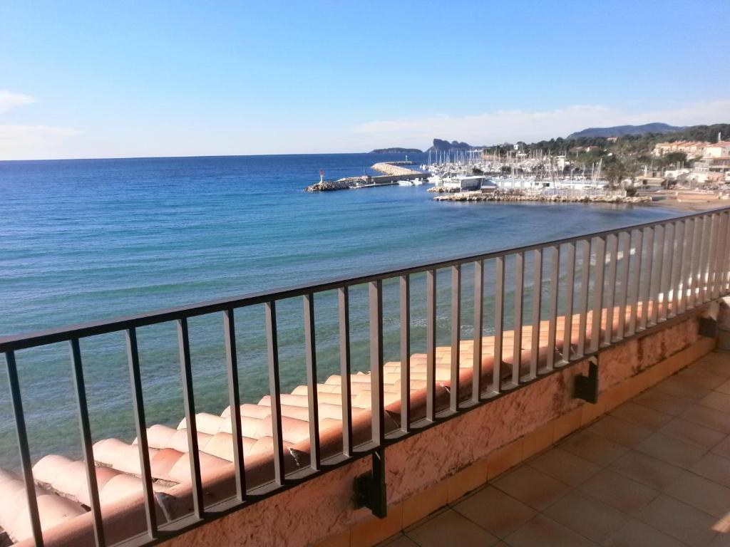 Hotel Chanteplage Saint-Cyr-sur-Mer Quarto foto