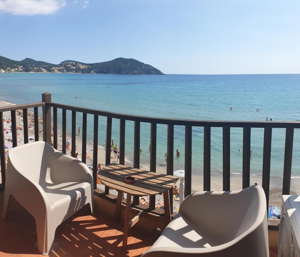 Hotel Chanteplage Saint-Cyr-sur-Mer Exterior foto